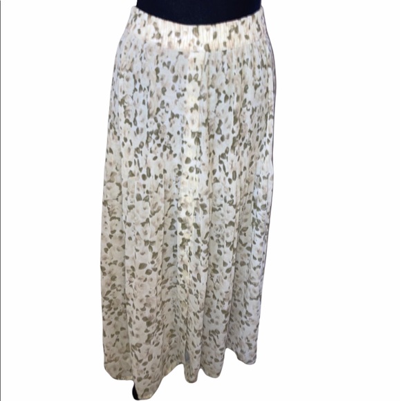 Express Dresses & Skirts - Long floral skirt